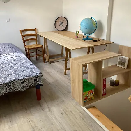 Hébergement de vacances Charmante Maison Dans La Vallée De La Charente Vouleme